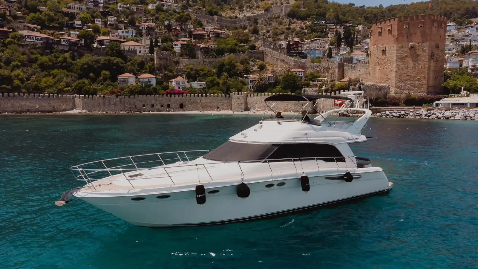 Alanya Yacht Rental 16m Sea Ray 480